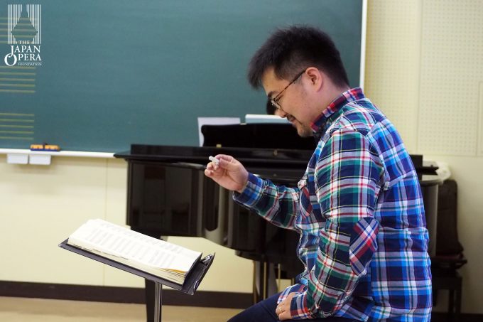 指揮補の園田隆一郎氏