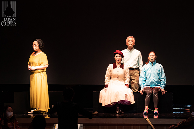 後半 飯田聡子（丹呉由利子）、桜（芝野遥香）、飯田俊幸（立花敏弘）、飯田貴美子（佐藤みほ）