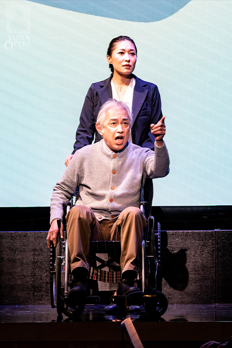 後半より 飯田聡子(丹呉由利子)、飯田俊幸(立花敏弘)
