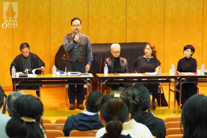 演出の馬場紀雄氏