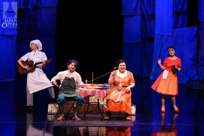 第2幕より レオノーラ(米谷朋子)、コルネーリア(山内政幸)、ロジーナ(但馬由香)