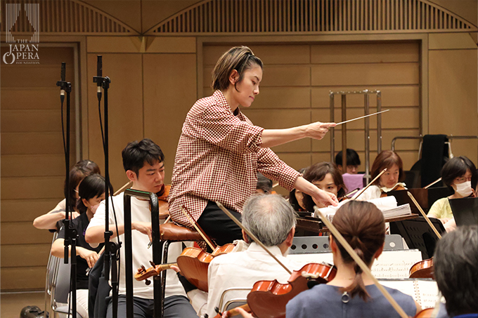 管弦楽:東京フィルハーモニー交響楽団(コンサートマスター:近藤薫氏)